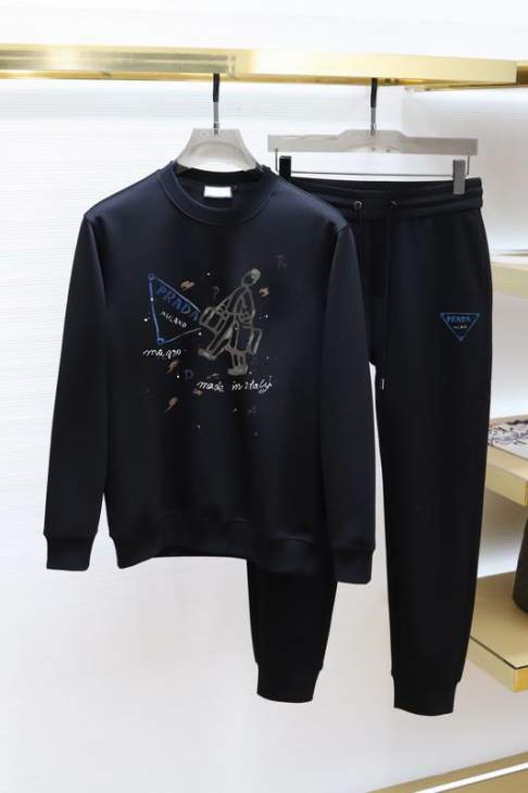 Picture of Prada Sweater Suits _SKUPradaM-5XL13xr39342230